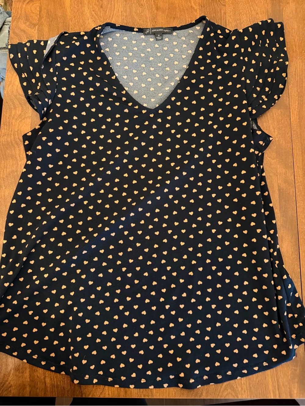 Adrianna Papell Navy V-Neck Flutter Sleeve Top with Tan Heart Print